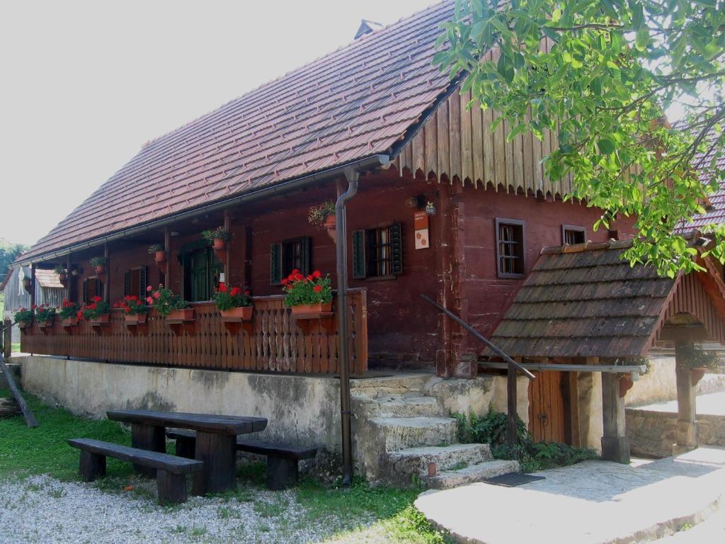 Tourist Farm Pri Martinovih Villa Krška Vas Екстериор снимка
